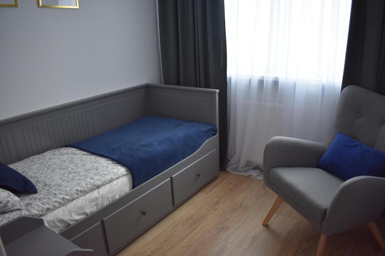 Apartament W Centrum Przy Parku Na Wyspie Piła Exterior foto